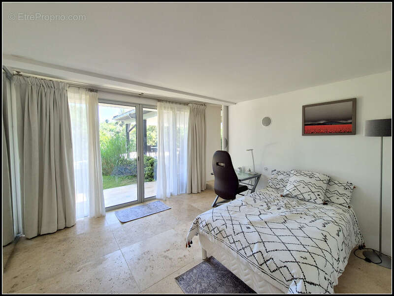 Maison à LA ROMIEU