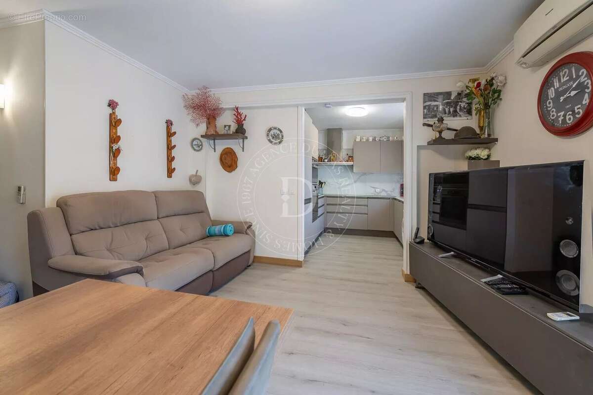 Appartement à BEAULIEU-SUR-MER