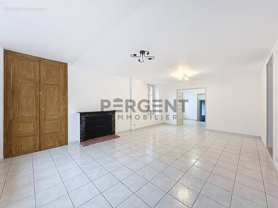 Appartement à CHARLEVILLE-MEZIERES