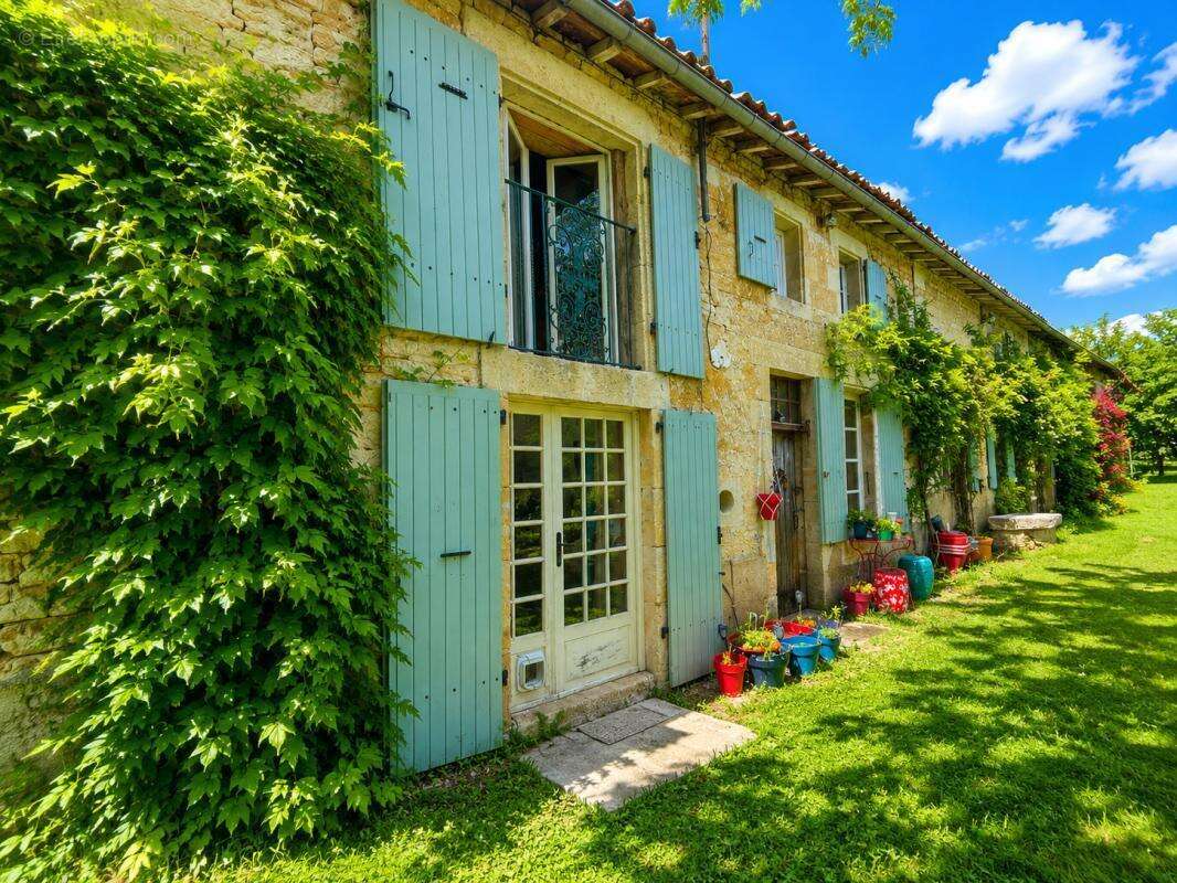 Maison à SAUZE-VAUSSAIS