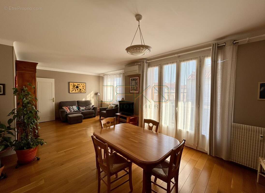 Appartement à NIMES