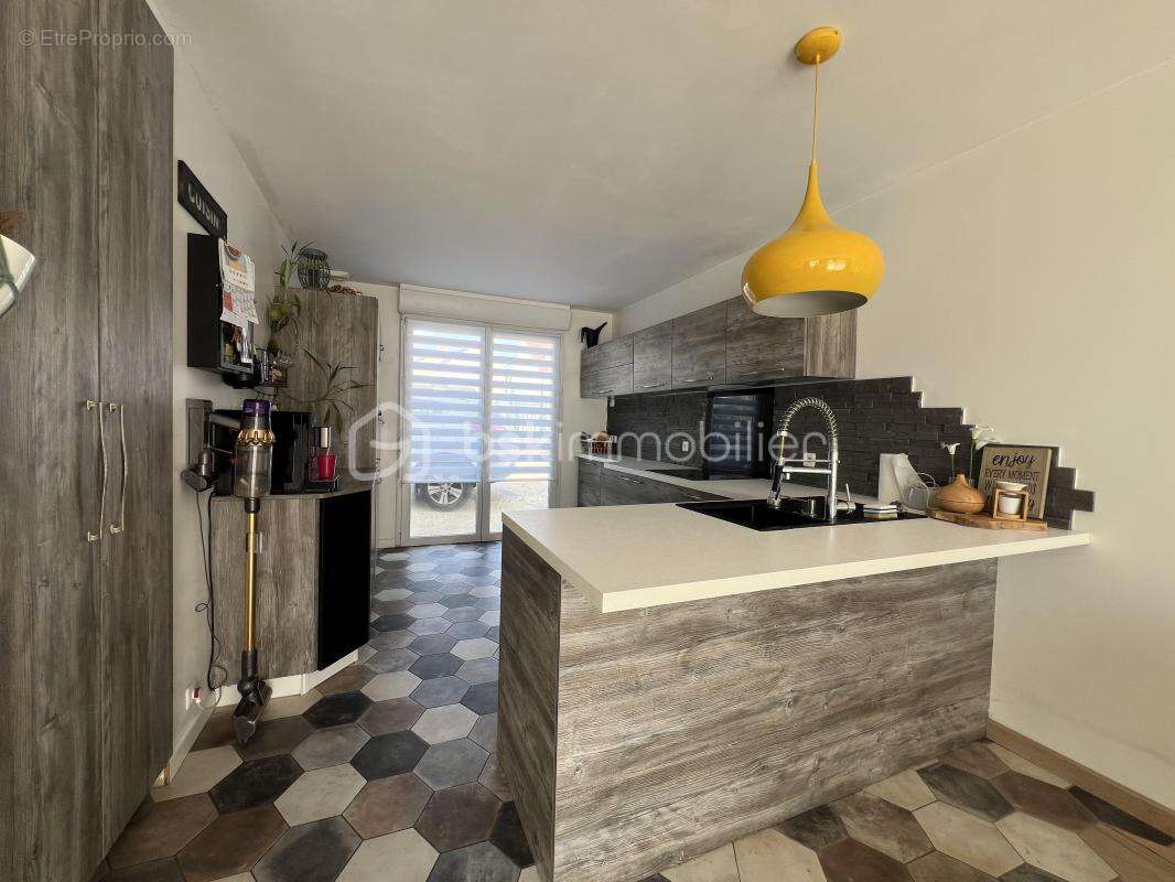 Maison à SAINT-GERMAIN-LES-ARPAJON