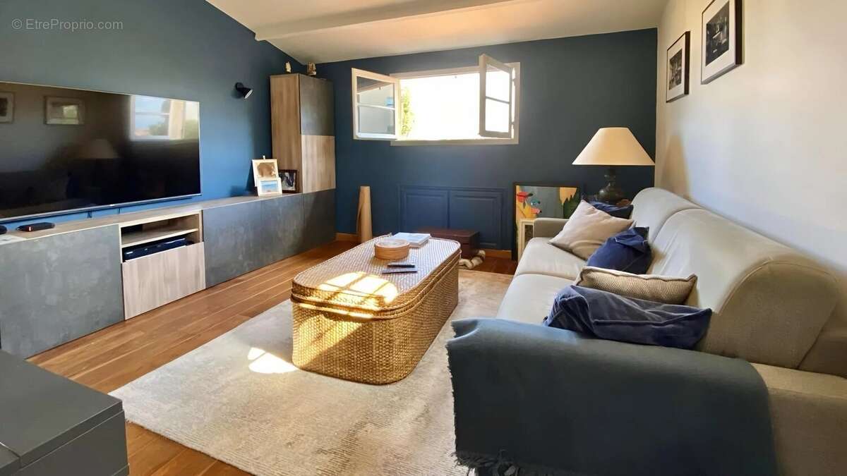 Maison à MANDELIEU-LA-NAPOULE