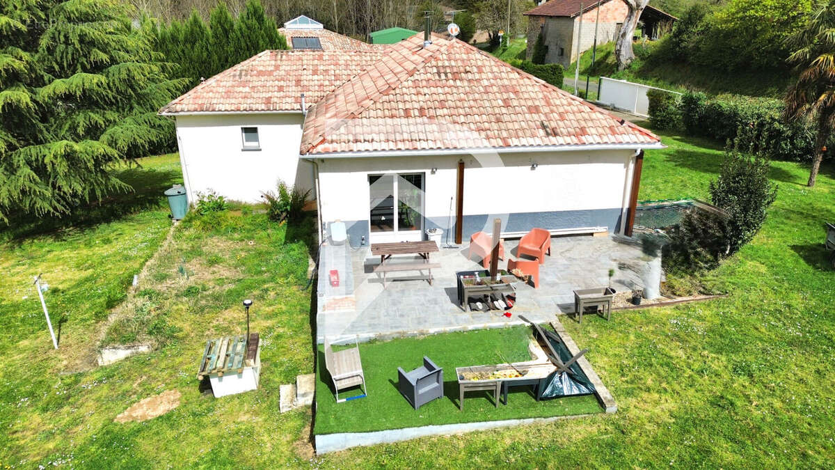 Maison à HAGETMAU