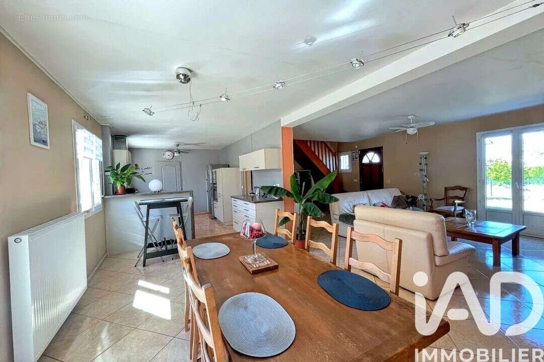 Photo 5 - Maison à CHERISY