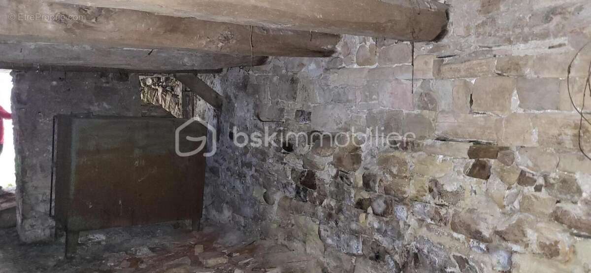 Maison à VILLEMAGNE-L&#039;ARGENTIERE