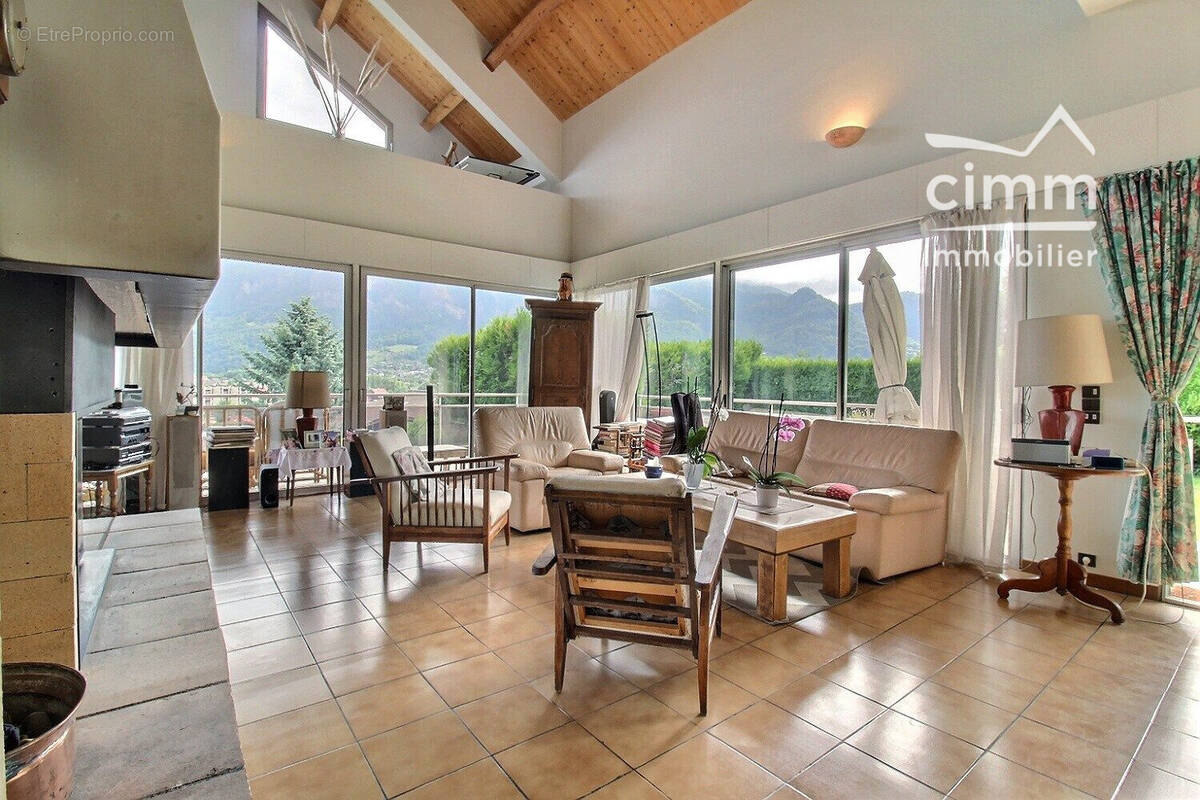 Maison à SALLANCHES