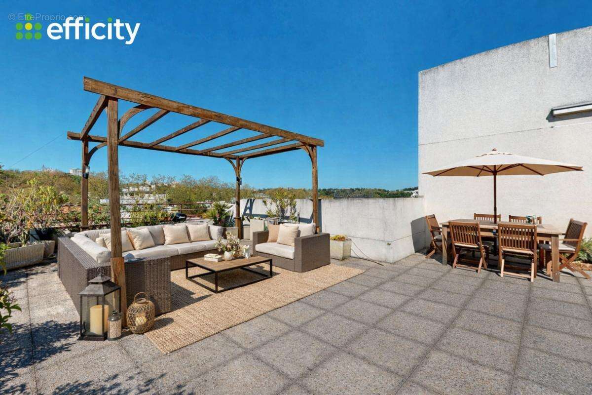 Appartement à LYON-9E