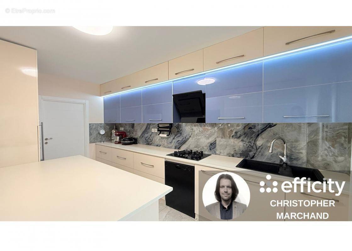 Maison à MONTREAL-LA-CLUSE