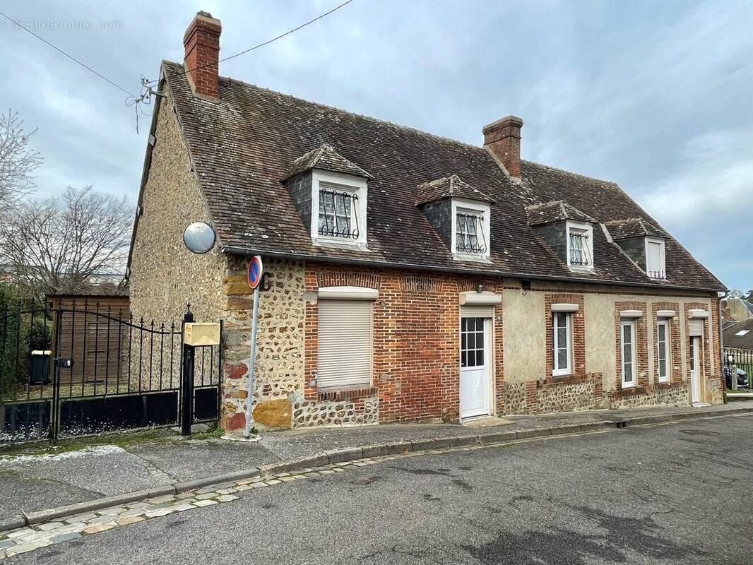 Maison à L'AIGLE