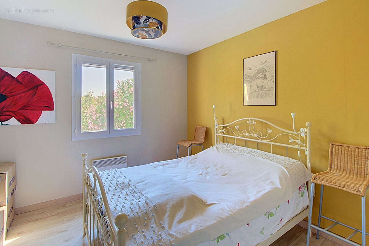 Maison à LORGUES