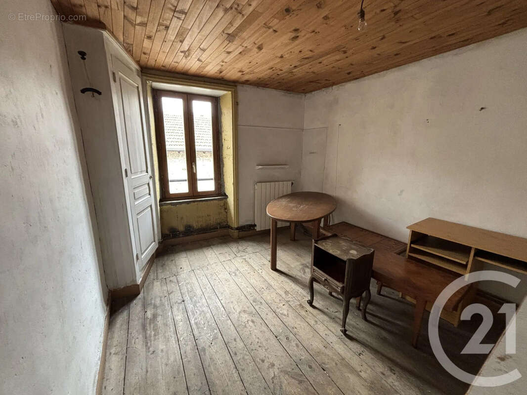 Maison à LALOUVESC