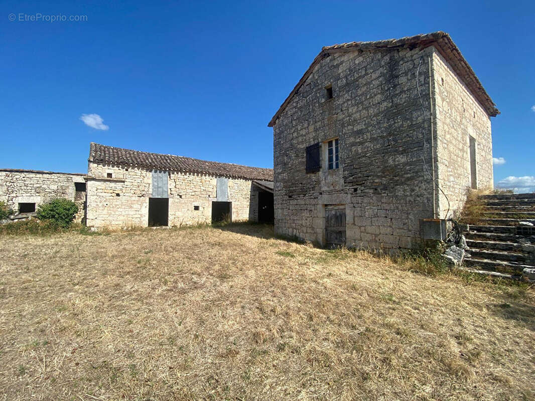 Corps de ferme Laburgade - photo 2