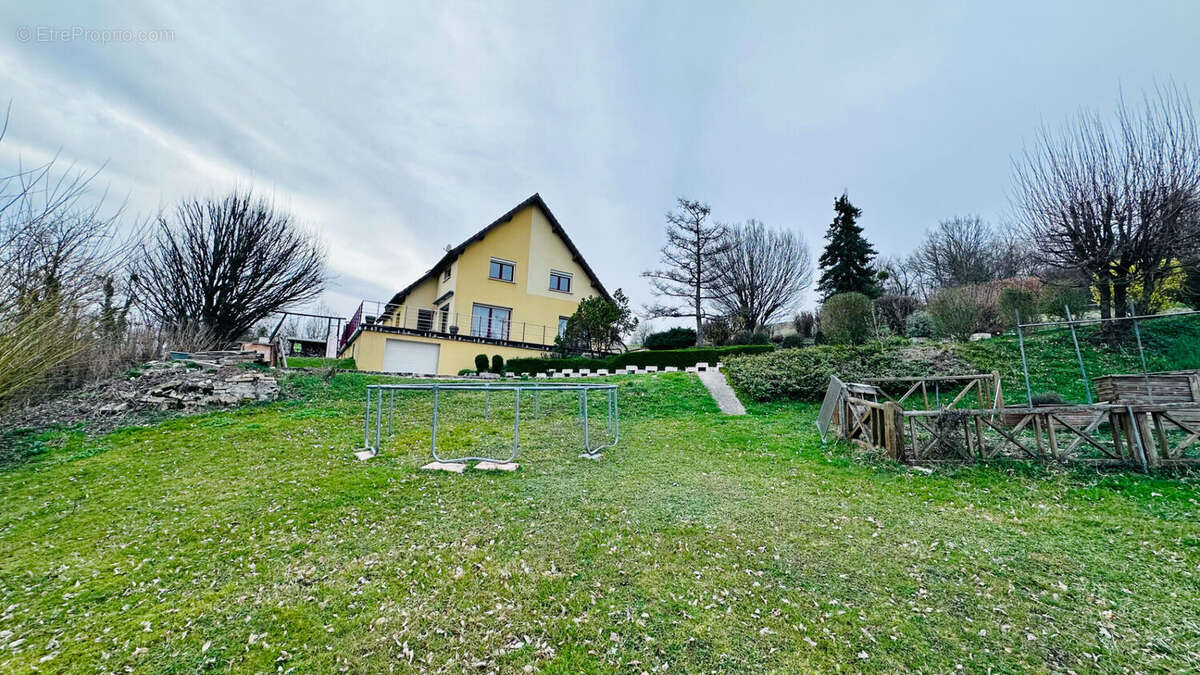 Maison à VILLARS-SOUS-ECOT