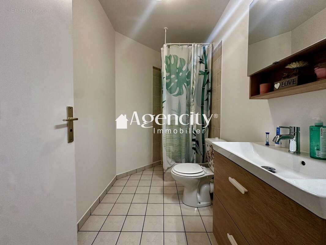 Appartement à PONTAULT-COMBAULT