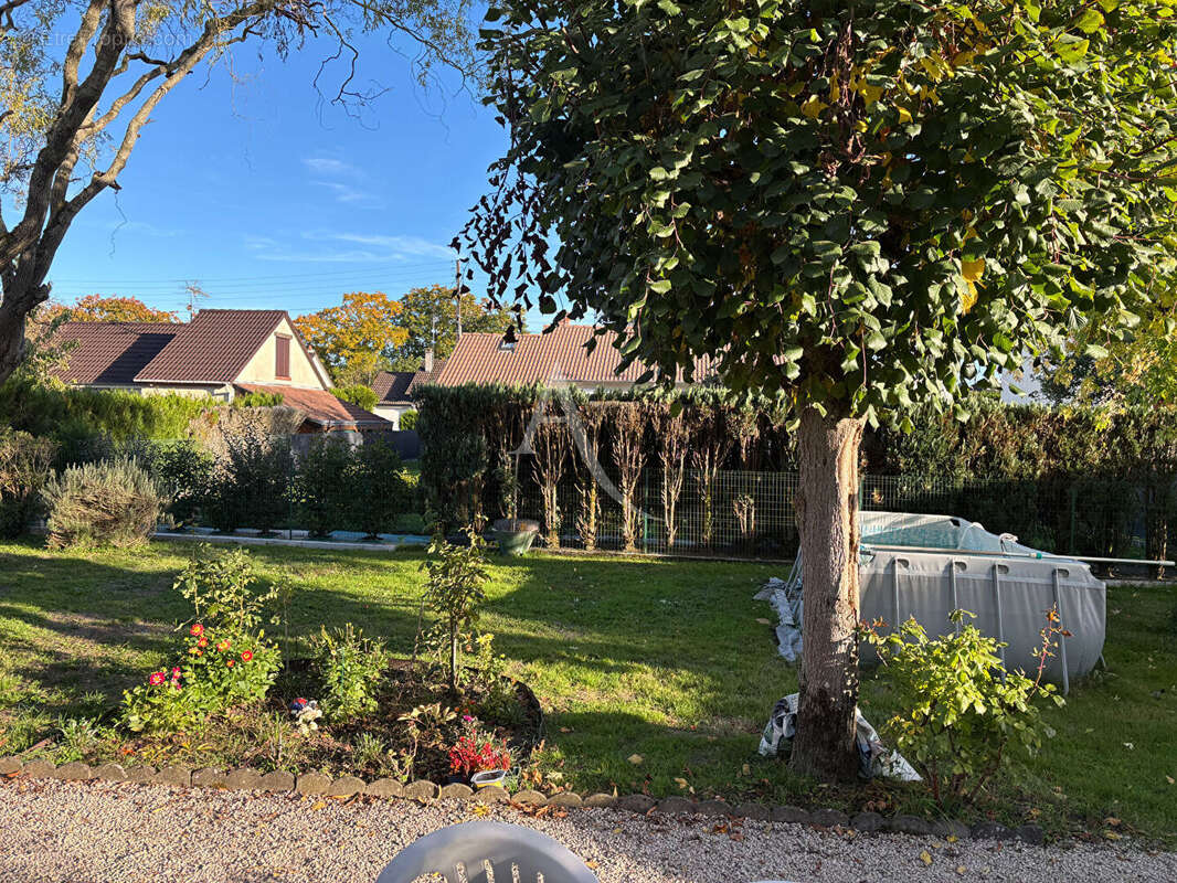 Maison à PIERREFITTE-SUR-SAULDRE