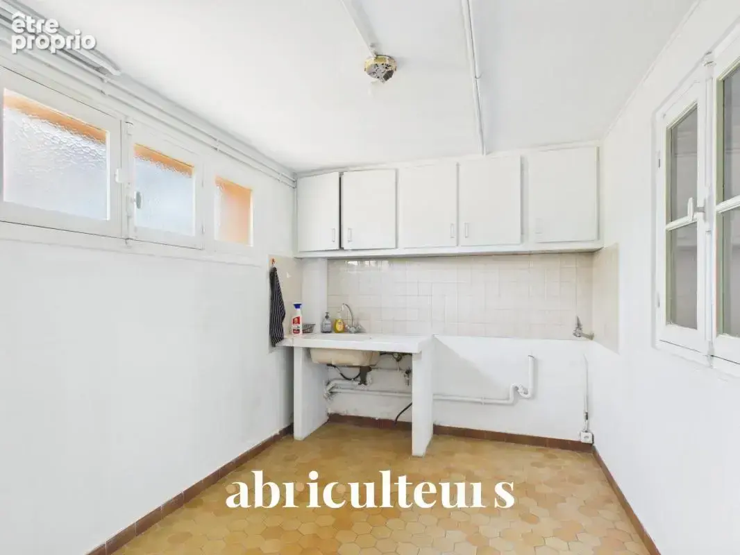 Maison familiale avec jardin privatif de 560 m² en vente à Meaux 77100 - photo 16