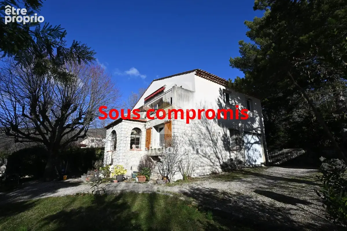 Appartement à SAINT-VALLIER-DE-THIEY