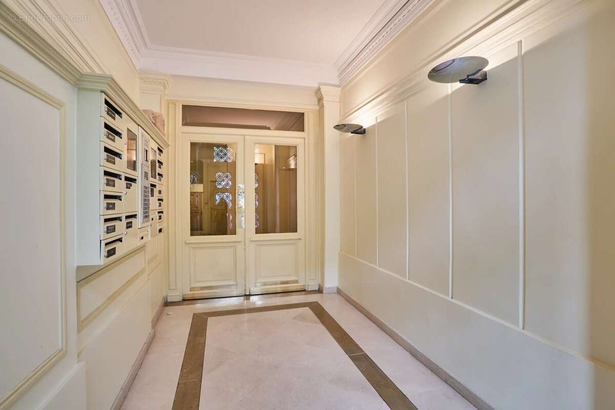 Appartement à PARIS-3E