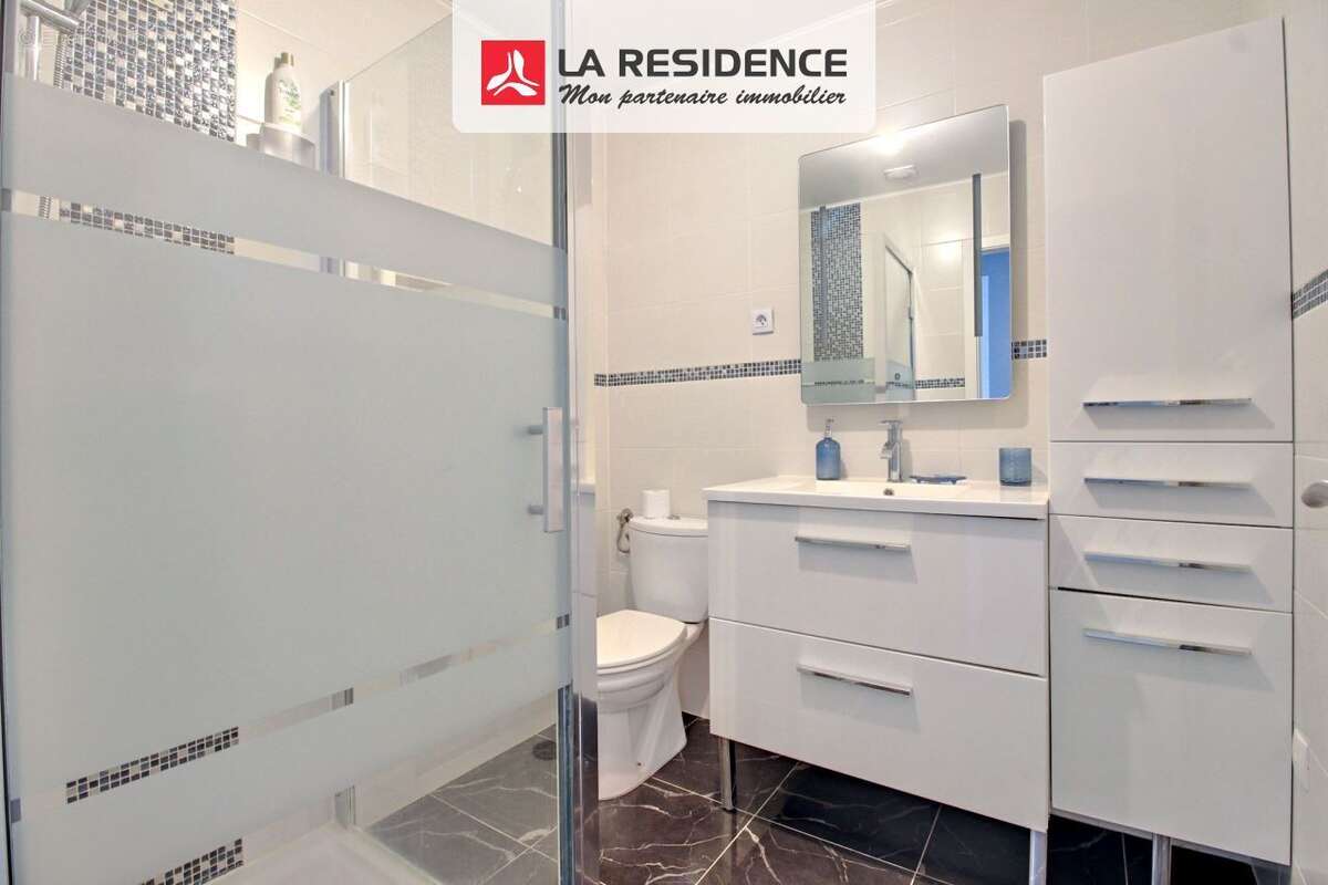 Maison à SARTROUVILLE