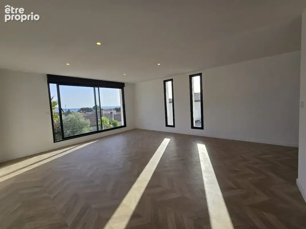 Balaruc-les-bains  villa contemporaine avec piscine & vue étang de thau - photo 7