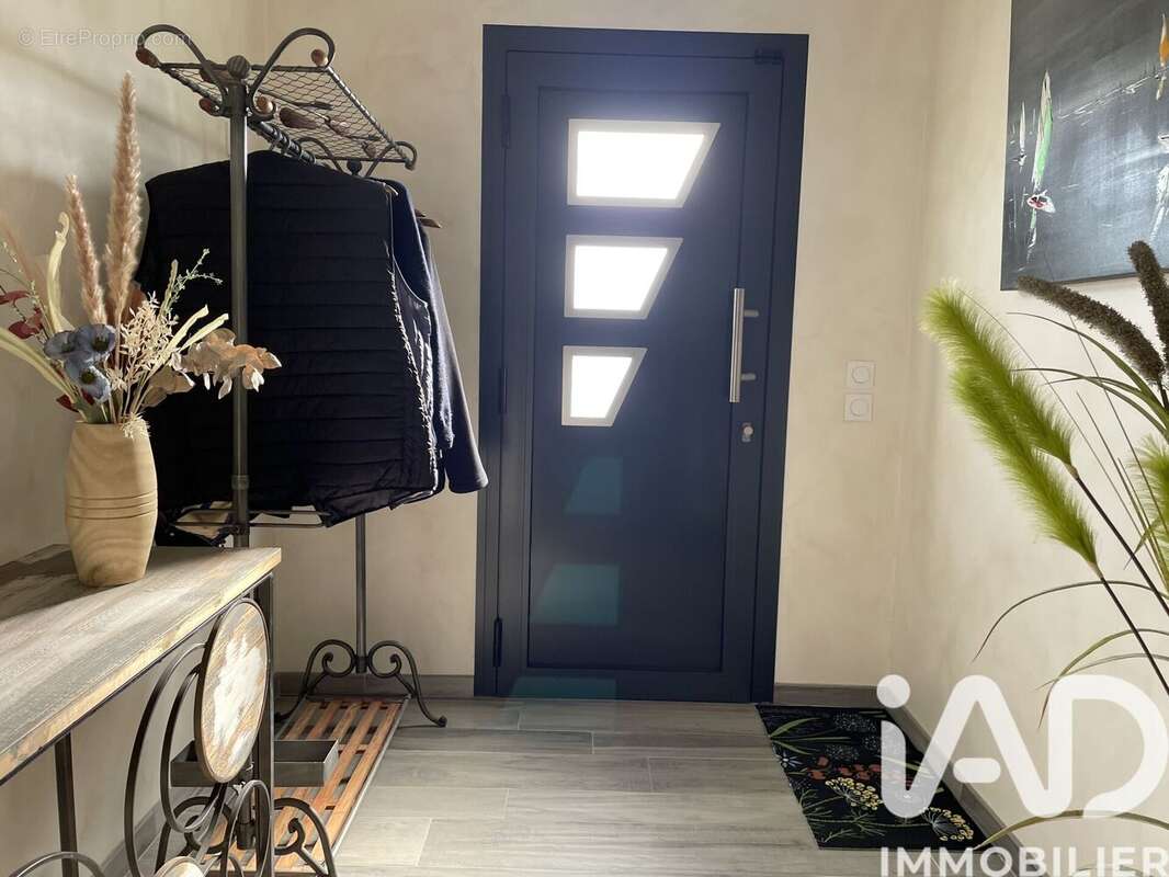 Photo 2 - Maison à LES BILLAUX