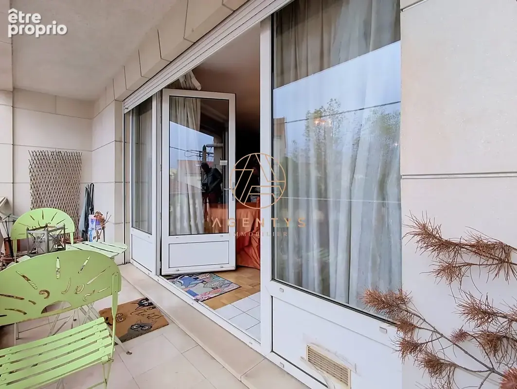 Appartement 3 pièces 63 m² à vendre à Saint-Maur-Des-Fosses (94100) - photo 2