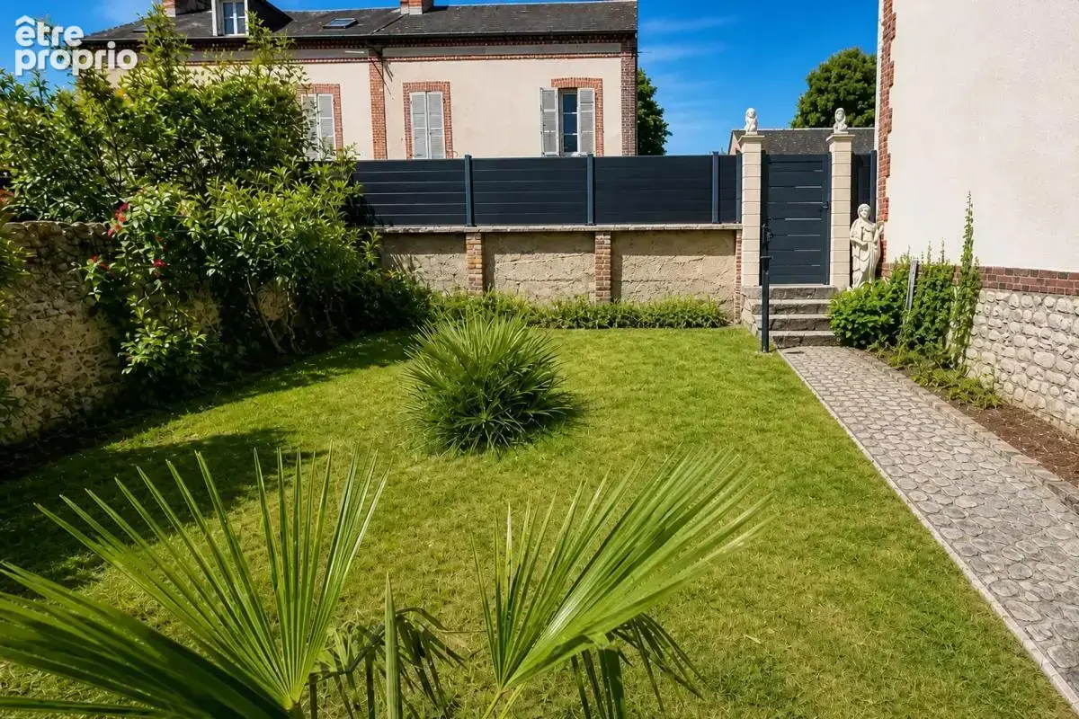 Maison à MOULINS-LA-MARCHE