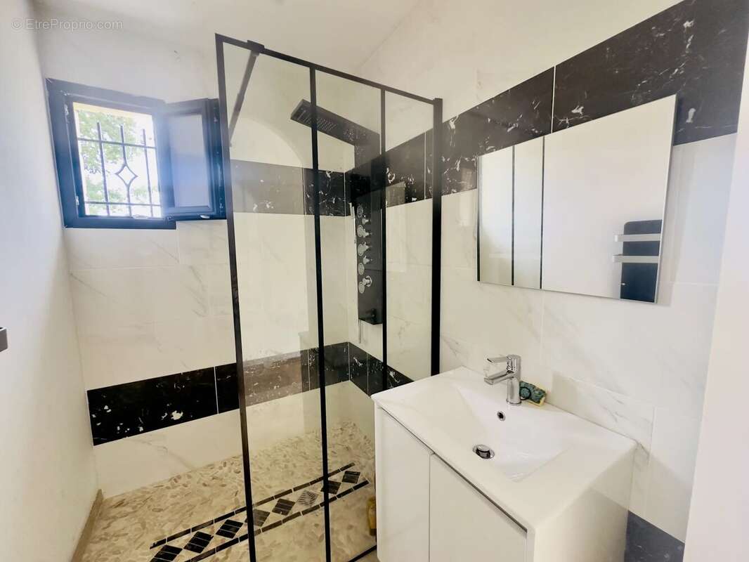 Maison à SAUSSIGNAC