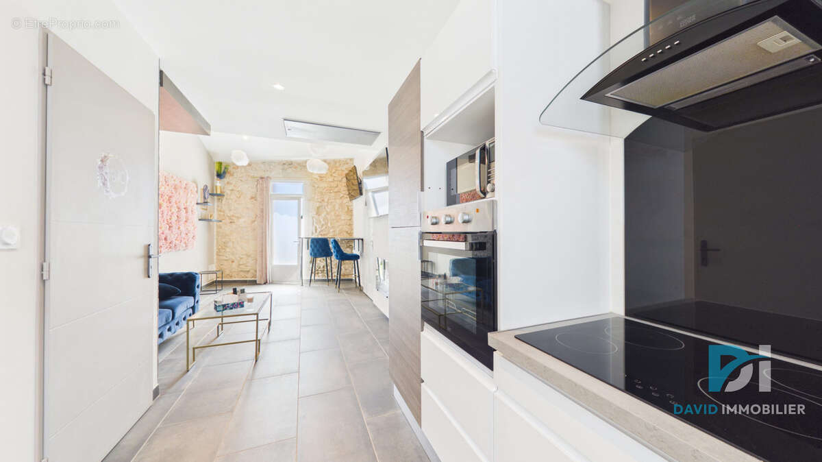 Appartement à POMEROLS