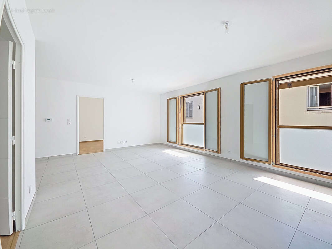 Appartement à LYON-9E