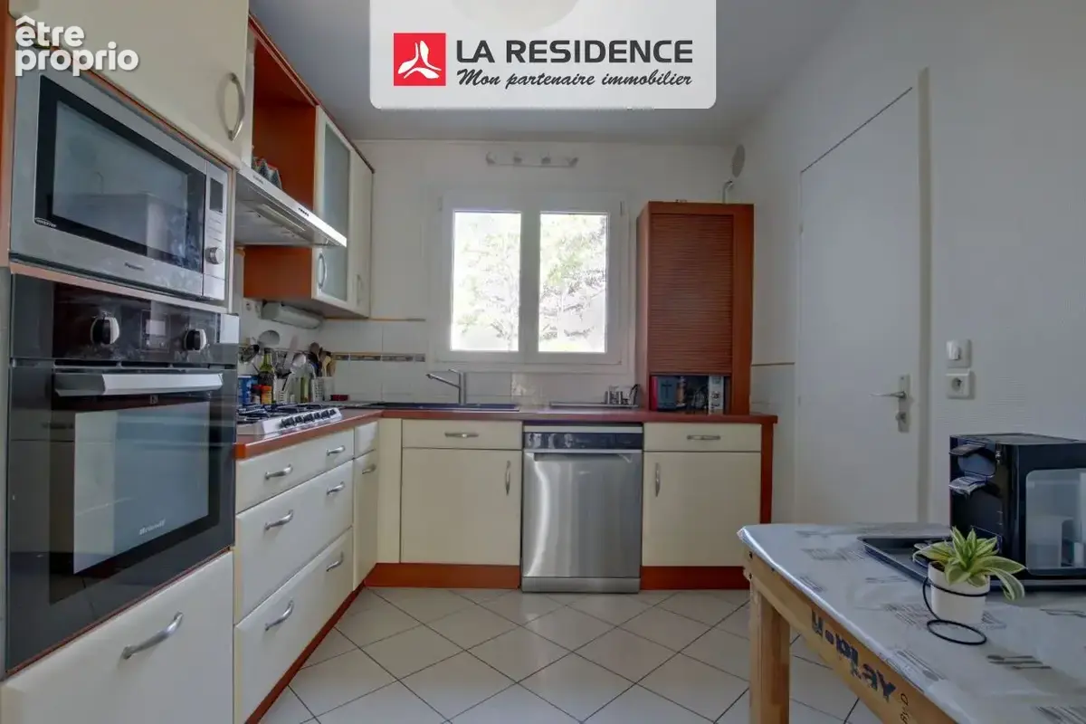 Maison 7 pièces 148 m² à vendre à Coignieres (78310) - photo 5