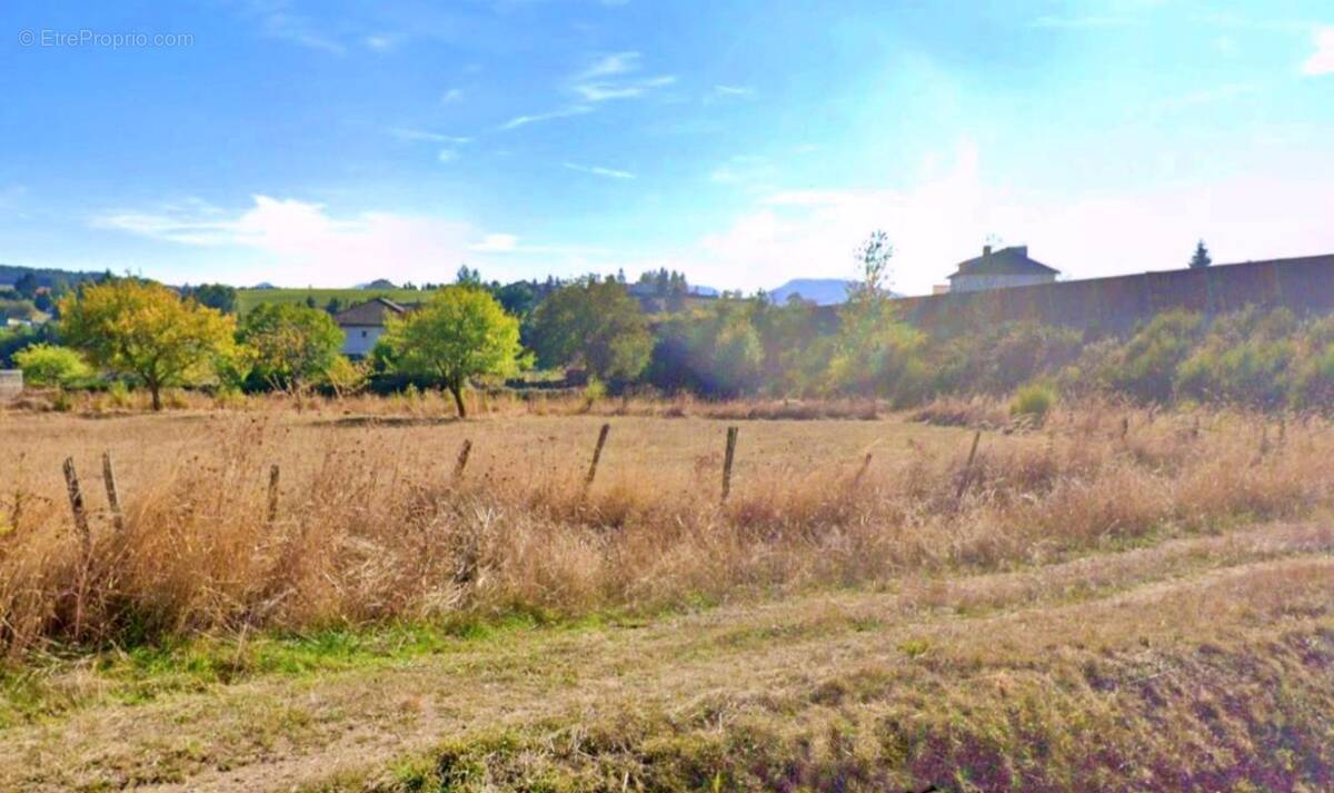 Terrain à SAINT-MAURICE-DE-LIGNON