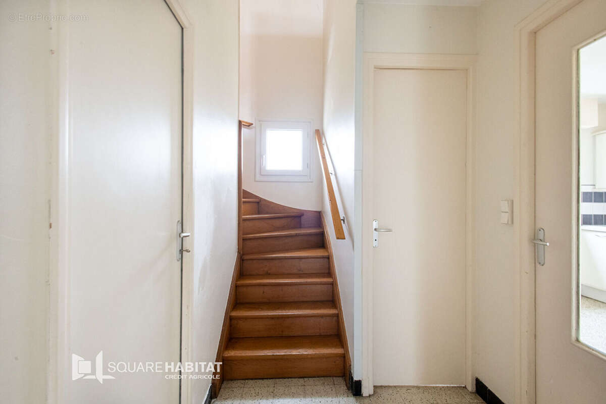 Maison à SAINT-MARTIN-BOULOGNE