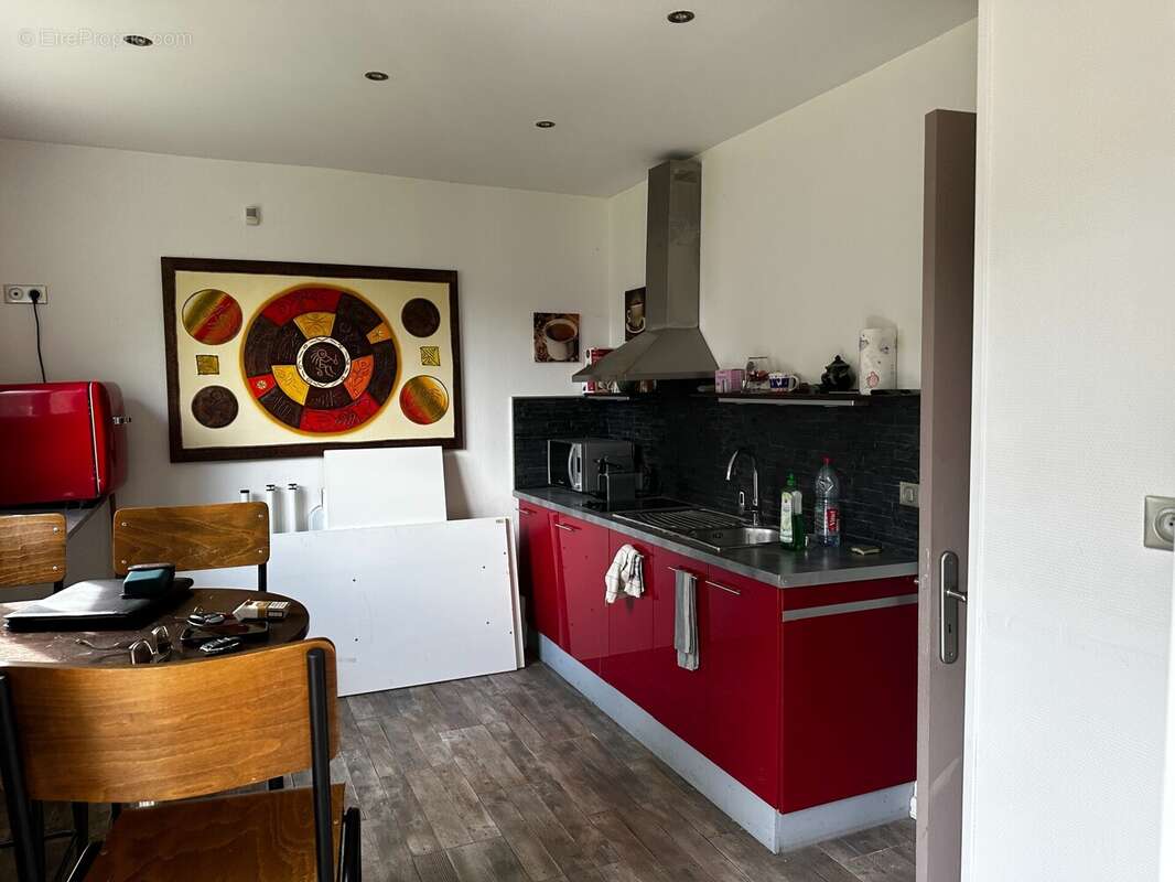 Commerce à MONTIGNY-SUR-LOING