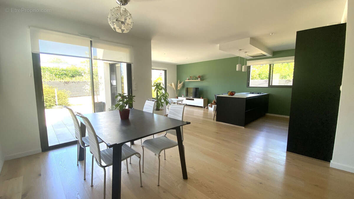 Maison à GRANDCHAMPS-DES-FONTAINES