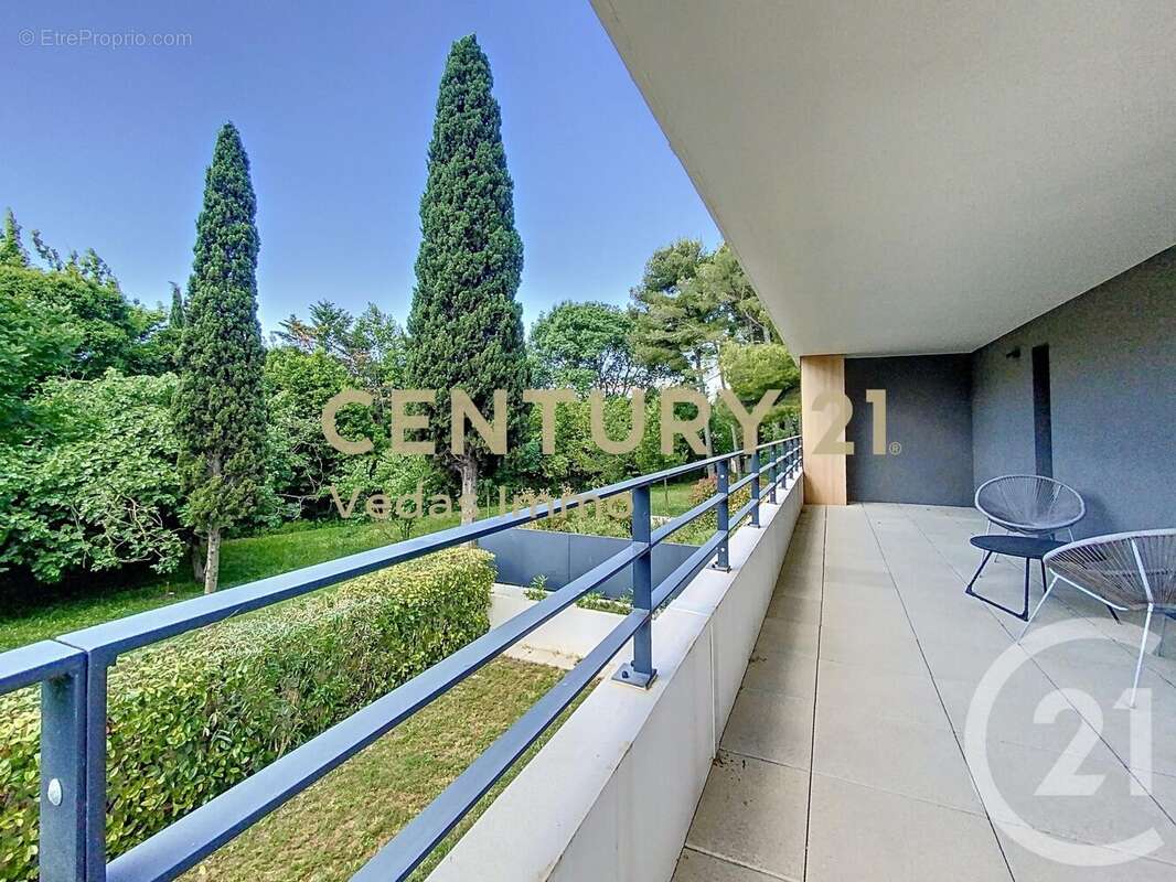 Appartement à SAINT-JEAN-DE-VEDAS