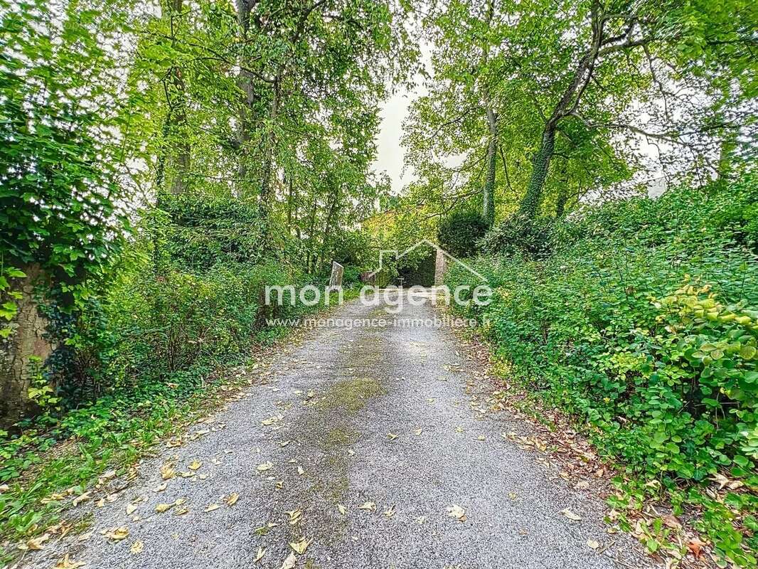 Maison à NEUFCHATEL-EN-BRAY