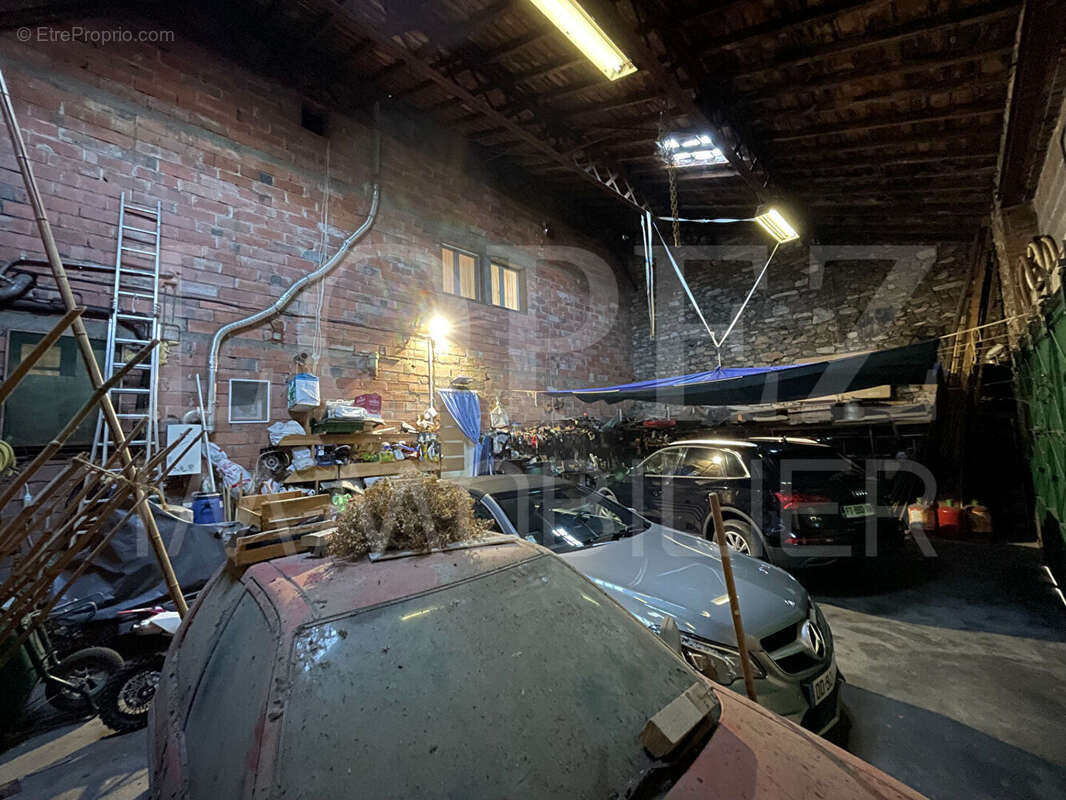 Maison à LABRUGUIERE