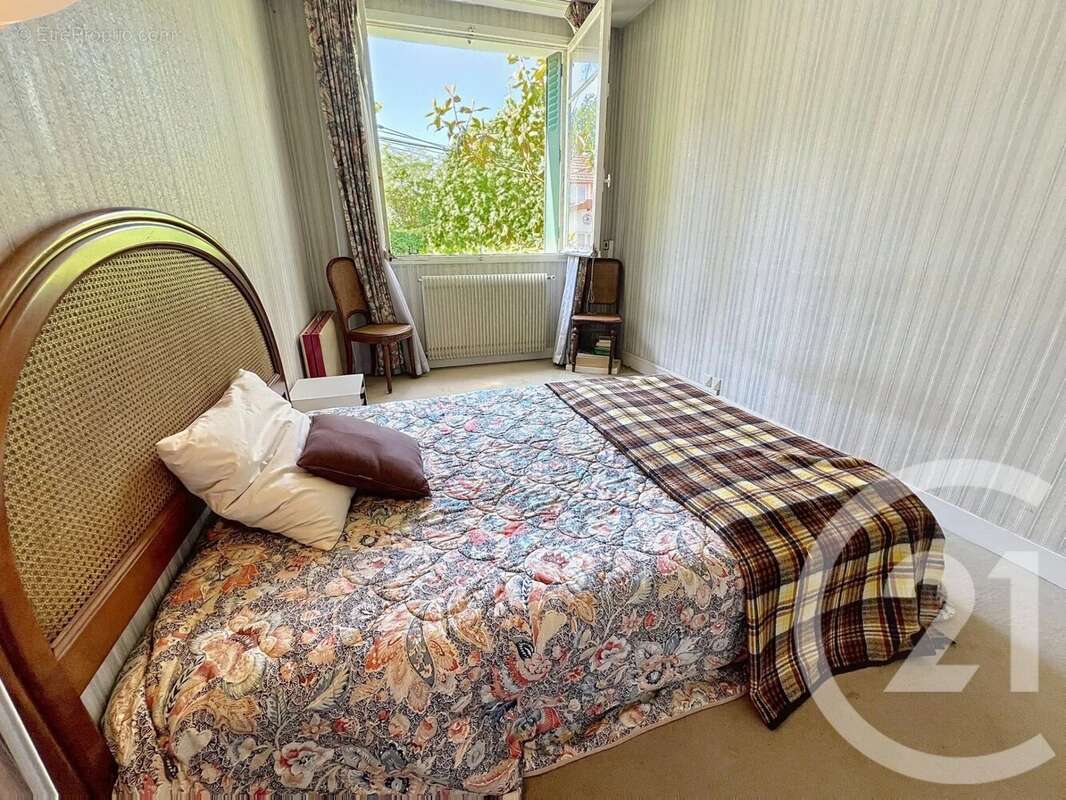 Maison à LE KREMLIN-BICETRE