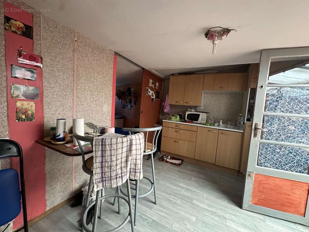 Terrain à BRUERE-ALLICHAMPS