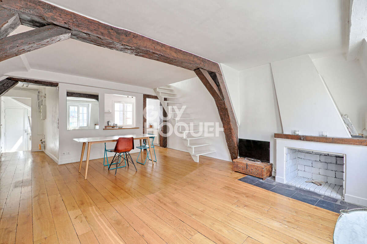 Appartement à PARIS-5E