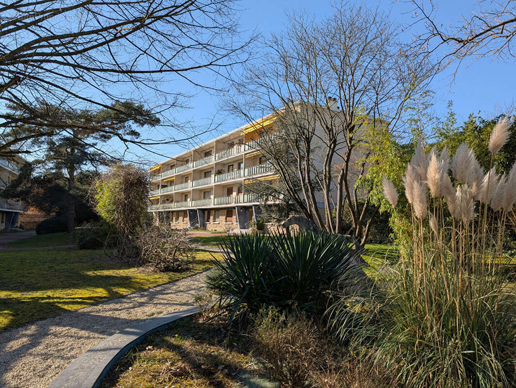 Appartement à MAISONS-LAFFITTE