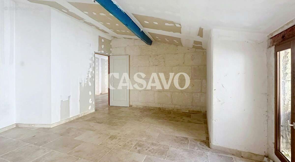 Vente Maison de ville 4 pièces de 160m² - 13200 Arles - photo 6