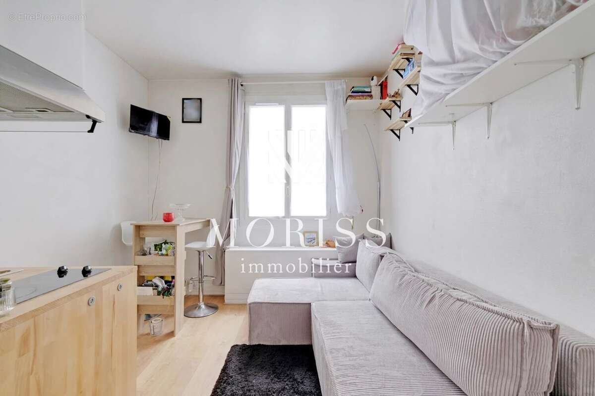 Appartement à PARIS-16E