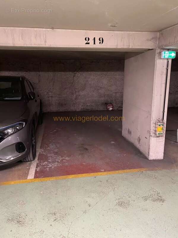 Parking à NICE
