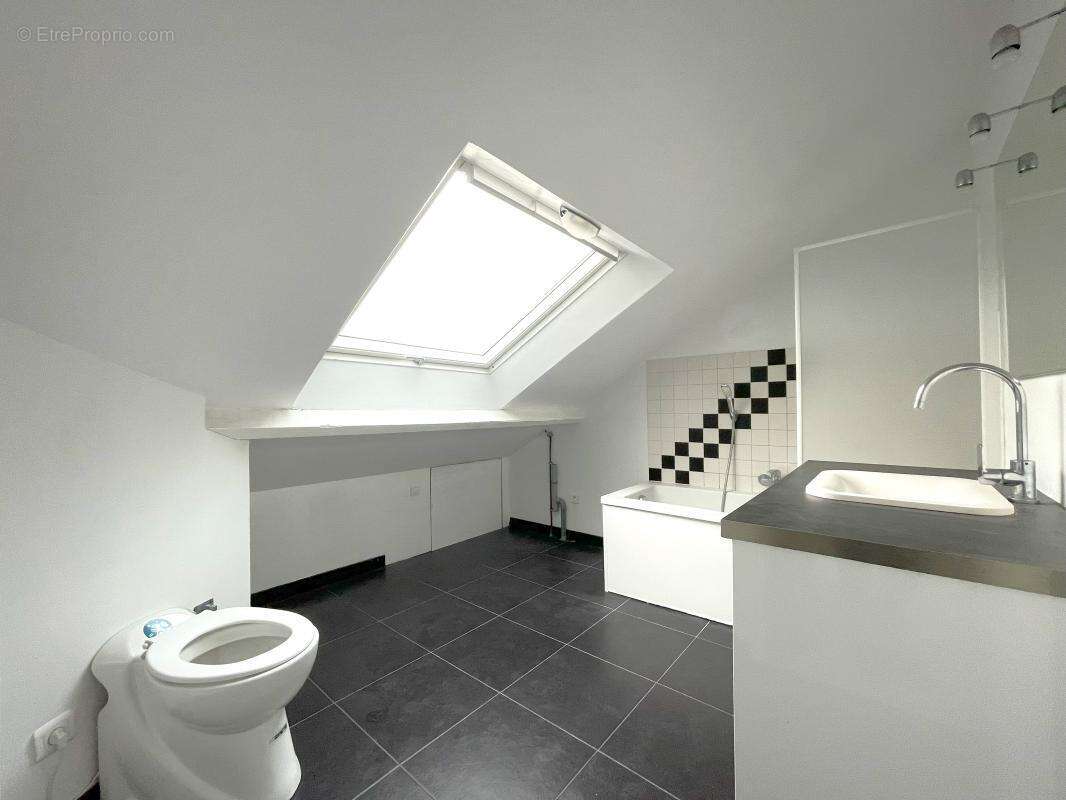 Appartement à PARIS-3E