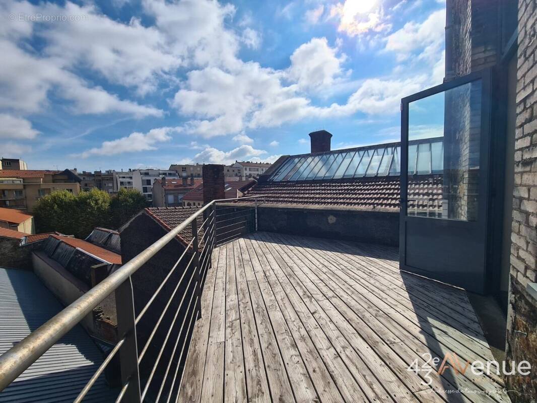 Commerce à SAINT-ETIENNE