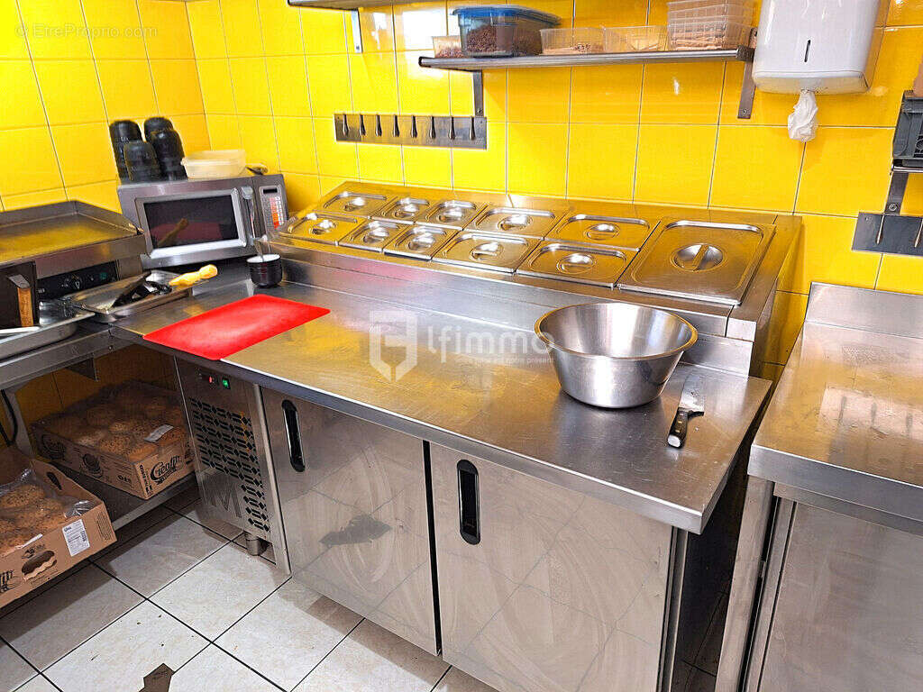 Commerce à RIEUX-MINERVOIS