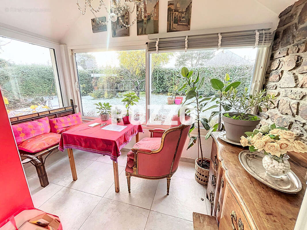 Maison à JULLOUVILLE